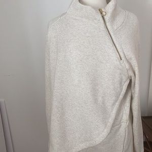 Athlete White Fleece Pullover Size Medium